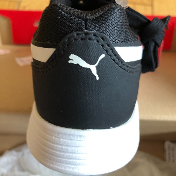 Brand New Kids' Black and White Puma Trainers Running Shoes Sneakers - Picture 5 of 9